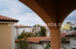 /c_images/thumb_2868690_4_House-for-Sale-on-an-Island-near-Zadar-15.jpg