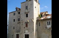 /c_images/thumb_2868706_1_Seafront-Castle-for-Sale-Trogir-Area-11.jpg