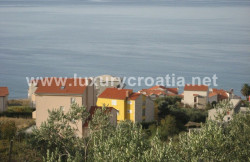 /c_images/thumb_2868712_1_Seaview-House-for-Sale-Podstrana-Split-2.jpg