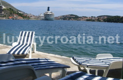 /c_images/thumb_2868728_2_Seafront-Villa-Dubrovnik-27.jpg