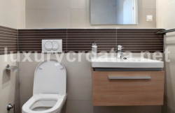 /c_images/thumb_2868737_4_Spacious-Luxury-Apartment-Ciovo-Trogir-19.jpg