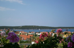 /c_images/thumb_2868748_1_House-with-a-Sea-View-Island-of-Rab-7.jpg