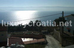 /c_images/thumb_2868792_1_Land-For-Sale-by-the-Sea-Ruskamen-Omis-Riviera-7.jpg