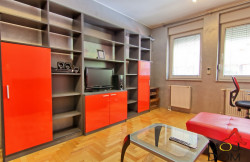 /c_images/thumb_3030623_3_IMG_4816_7_8_easyHDR-interior2-001.jpg