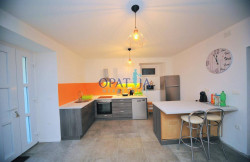 /c_images/thumb_3039844_3_1736802201_apartment-stella-51410-opatija-img-13.jpg