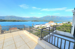 /c_images/thumb_3068711_4_penthouse-with-sea-view-for-sale-adriastone.com_6.jpg