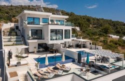 /c_images/thumb_3169957_3_1680594659_villa-ocean-view-2-24.jpg