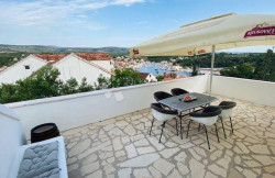 /c_images/thumb_3181639_3_8435_apartmani-villa-brazza-62de308fdb06a572418656_huge.jpeg