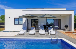/c_images/thumb_3207086_2_1719083761_croatia-istria-real-estate-for-sale-168.jpg