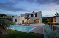 /c_images/thumb_3208991_1_1749719059_marasi-vrsar-porec-istria-villa-25.jpg
