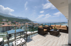 /c_images/thumb_3220950_3_ite-8-agency-monteonline-img--m42-47051-balcony-1-06-847.jpg