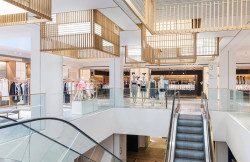 /c_images/thumb_3245413_3_neri-hu_body-studio_selfridges_dezeen_2.jpg