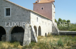 /c_images/thumb_3250206_3_Old-watermill-for-sale-Trogir-Croatia-12.jpg