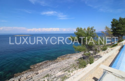 /c_images/thumb_3254101_2_PREMIUM-SEA-FRONT-VILLA-FOR-SALE-KORCULA-ISLAND-3.jpg