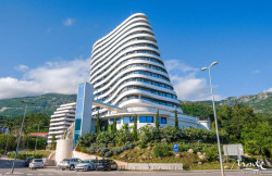 /c_images/thumb_3305482_2_te-8-agency-monteonline-img-rjgvjf2r8s-skyline-becici-01.jpg