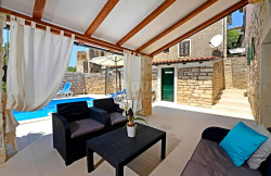 /c_images/thumb_3308031_4_1717712428_croatia-istria-real-estate-for-sale-114.jpg