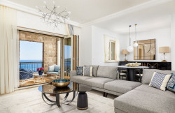 /c_images/thumb_3312161_4_1717250624_lustica_bay_interiors_01.jpg
