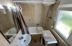 /c_images/thumb_3312309_4_arealty-img-qrgkar6zxj-43a08e222556344a4ae494f5a1ba6ddb.jpeg