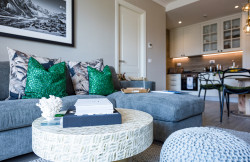 /c_images/thumb_3313094_2_1718284826_centrale-lustica_bay_interiors_08.jpg