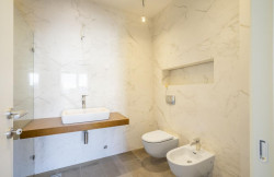 /c_images/thumb_3314640_2_-image-site-8-agency-bokarealty-img-g3go628icr-image-016.jpg