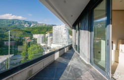 /c_images/thumb_3314943_3_teonline-img-3bga3rgbac-02-apartamenty-belmond-becici-32.jpg