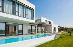 /c_images/thumb_3320675_1_1695386182_luxury-house-bale-17.jpg