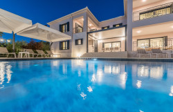 /c_images/thumb_3321057_1_06042022105303_villa-adora---105-.jpg