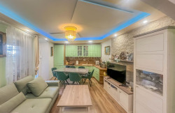 /c_images/thumb_3322617_1_21691_buje-a-beautiful-renovated-apartment-in-the-center.jpg