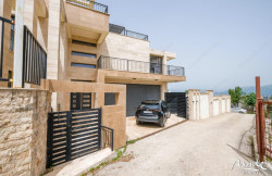 /c_images/thumb_3323153_3_8-agency-monteonline-img-24hgy227wo-villa-tivat-budva-02.jpg