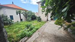 /c_images/thumb_3323916_3_7958_crikvenica_apartman_u_prizemlju_drugi_red_do_mora12.jpg