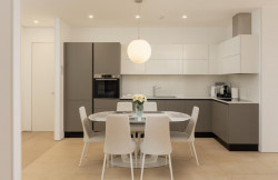/c_images/thumb_3328043_2_ealty-img-6qqz4yhn86-two-bedroom-sunny-hill-line-32s2-3-.jpg