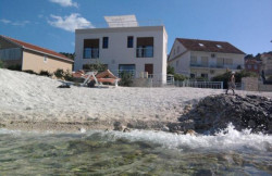 /c_images/thumb_3328201_3_Apartmani_Sime_1204715.jpg