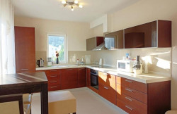 /c_images/thumb_3332888_3_arealty-img-h2qin7fkdb-3e1bb5d740cbf98c87ea6af94d334da3.jpeg