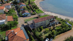 /c_images/thumb_3336172_1_1720877669_novigrad-haus-am-meer-in-toller-lage.jpg