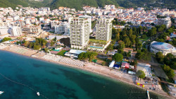 /c_images/thumb_3342659_3_first-line-center-five-star-hotel-www.adriastone.com_4-1.jpg