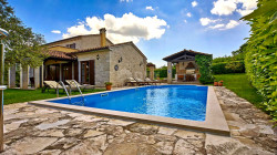 /c_images/thumb_3343277_3_1721847950_croatia-istria-real-estate-for-sale-140.jpg