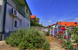 /c_images/thumb_3360881_3_kuce-sremski-karlovci-3004088-dfgt9.jpg