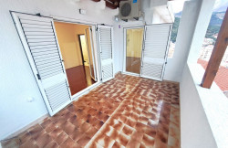 /c_images/thumb_3361593_4_apartment-budva-for-sale-montenegro-www.adriastone.com_5.jpg