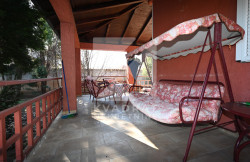 /c_images/thumb_3361762_3_2520_1FqF_Prodaja_Kuca_Podgorica.jpg