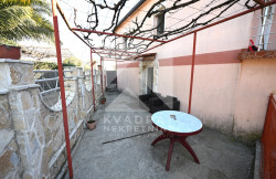 /c_images/thumb_3361777_4_3067_CJKR_Prodaja_Kuca_Podgorica.jpg