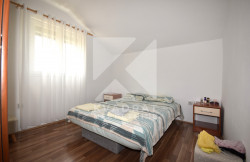 /c_images/thumb_3361809_4_4127_I32i_Prodaja_Kuca_Podgorica.jpg