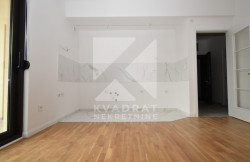 /c_images/thumb_3361880_3_4315_2ZXH_Izdavanje_Stan_Podgorica.jpg