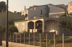 /c_images/thumb_3369072_2_Villa_Marina_7297cadfb7e1.jpg