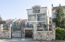 /c_images/thumb_3369812_1_1968_QYcP_Prodaja_Kuca_Podgorica.jpg