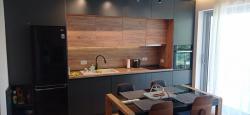 /c_images/thumb_3381841_2_e-8-agency-bokarealty-img-30qpin0if8-295103140-1600x1200.jpg