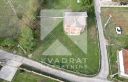 /c_images/thumb_3383948_2_10117_1thR_Prodaja_Kuca_Podgorica.jpg