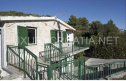 /c_images/thumb_3391336_1_tone-house-for-sale-Solta-island-Split-Croatia-1-300x265.jpg