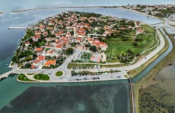 /c_images/thumb_3404642_1_ge-coastal-house-for-sale-Nin-Zadar-Croatia-13-1-300x300.jpg