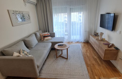 /c_images/thumb_3411707_1_stanovi-2-5-re-bulevar-evrope-1029097-udin0.jpg