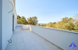 /c_images/thumb_3413446_2_apartment-for-sale-tivat-montenegro-www.adriastone.com_9.jpg